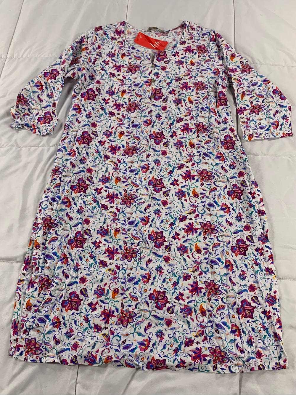 New with tags AVAASA dress womens size L